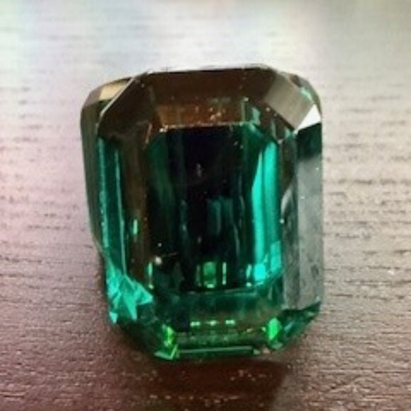 Swarovski Lucent Cocktail Ring, Octagon Cut Green, Size 8 - Picture 3 of 16
